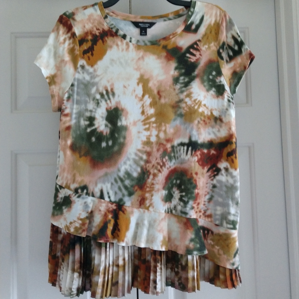 Vera Wang pleated tie-dyed blouse